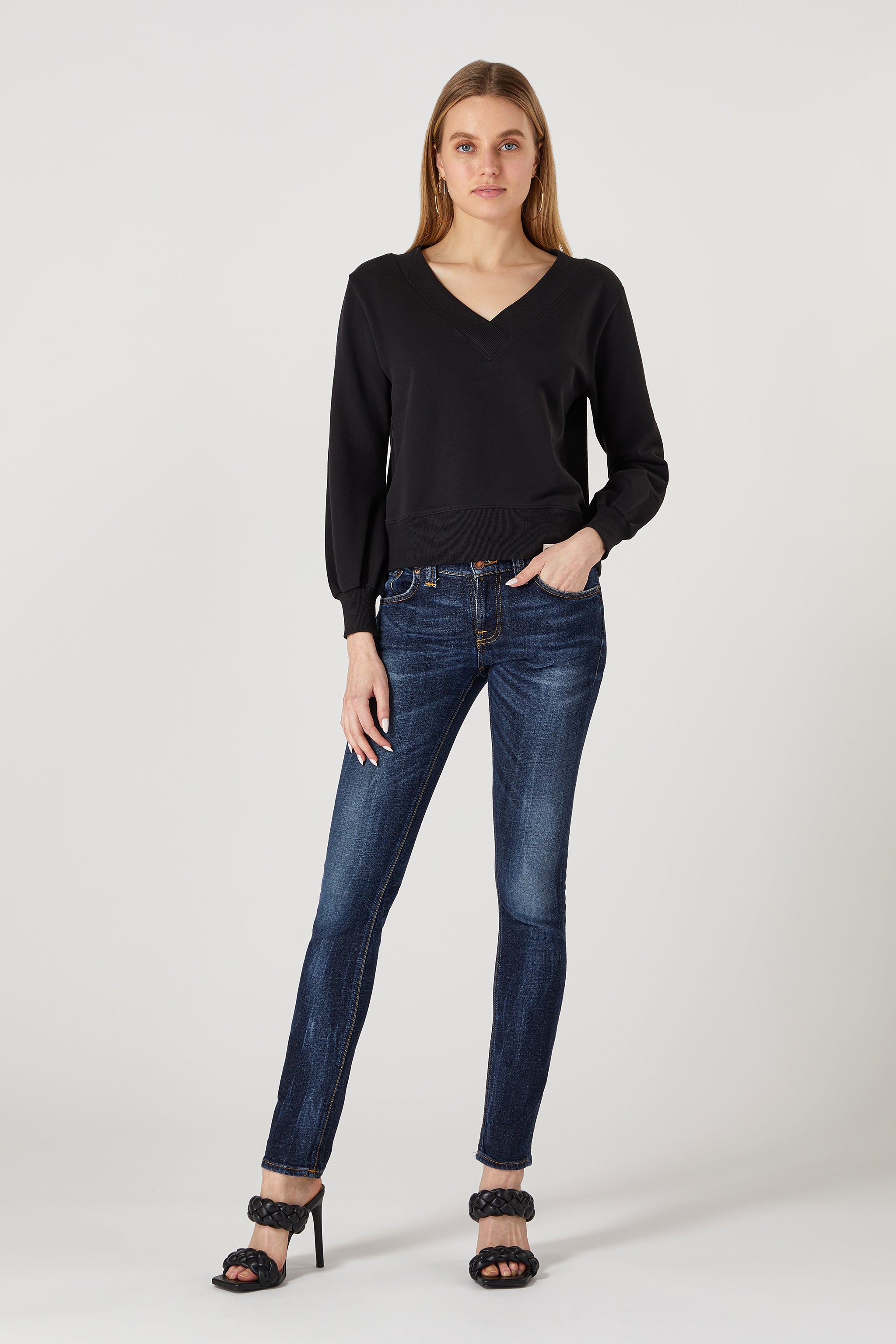 Fiona V-neck Sweatshirt